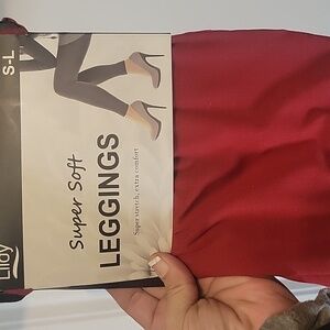 Brand new supersoft leggings size S-L Maroon